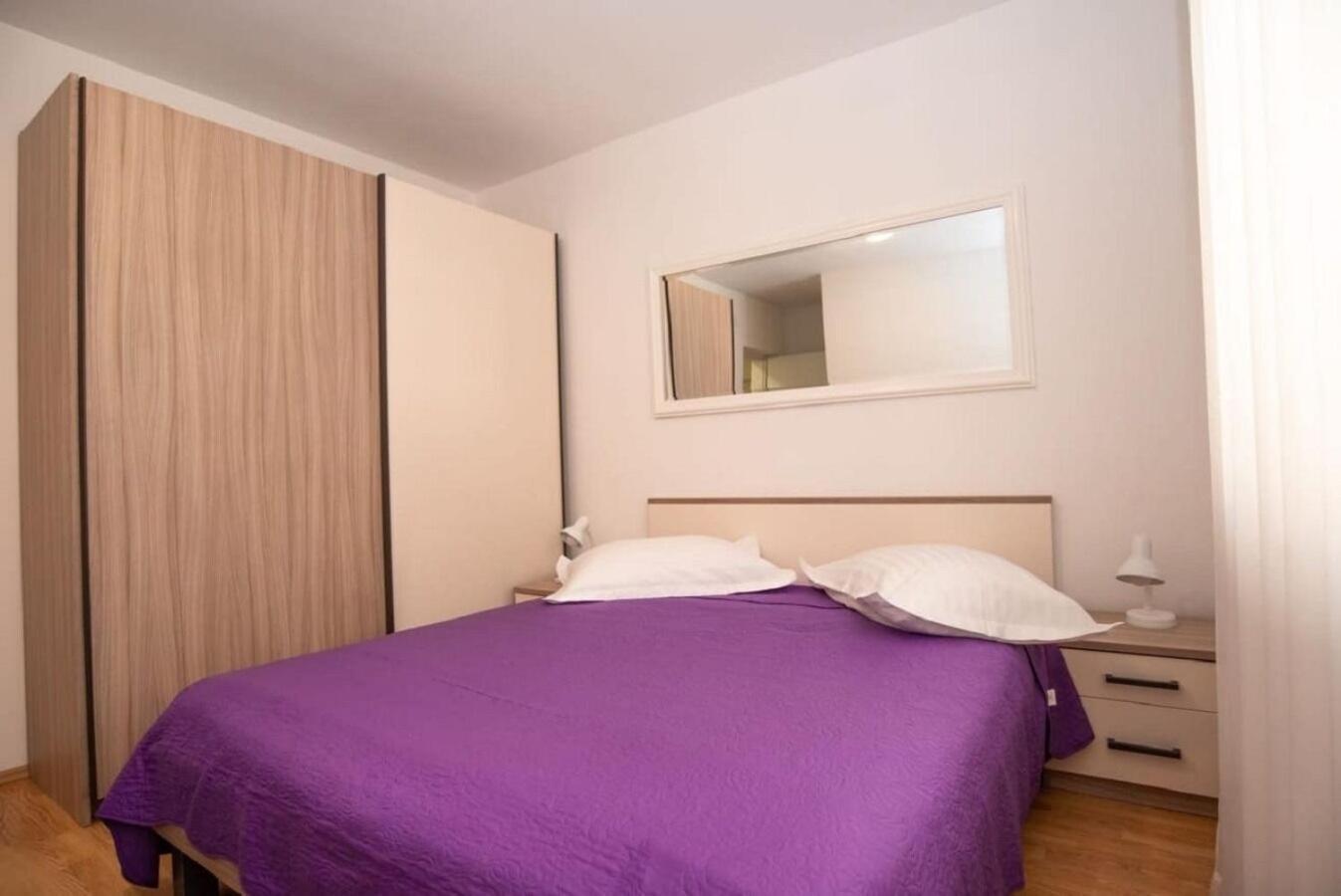 Apartments Andelko - Air Condition Baška Voda Exteriör bild