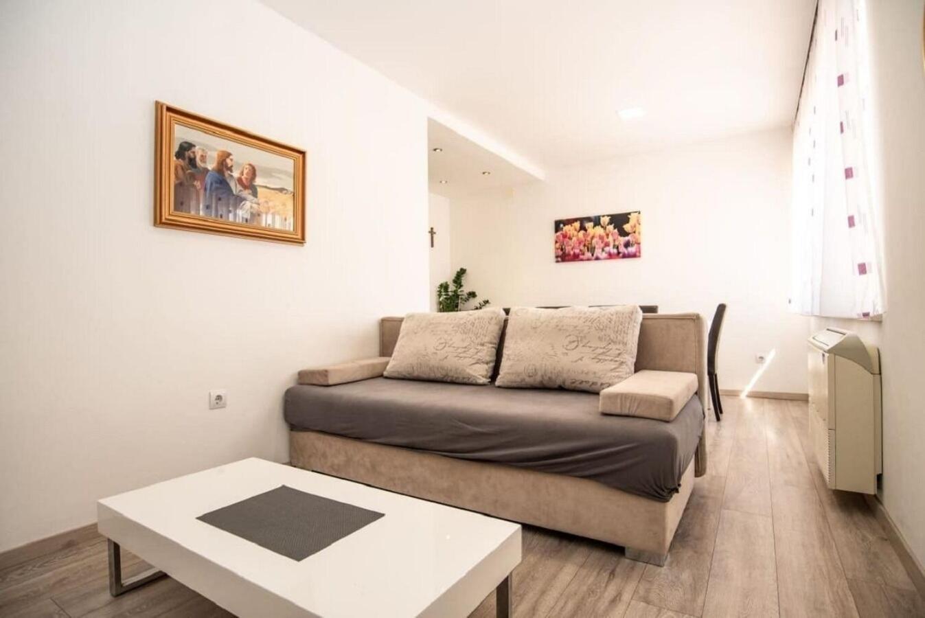 Apartments Andelko - Air Condition Baška Voda Exteriör bild